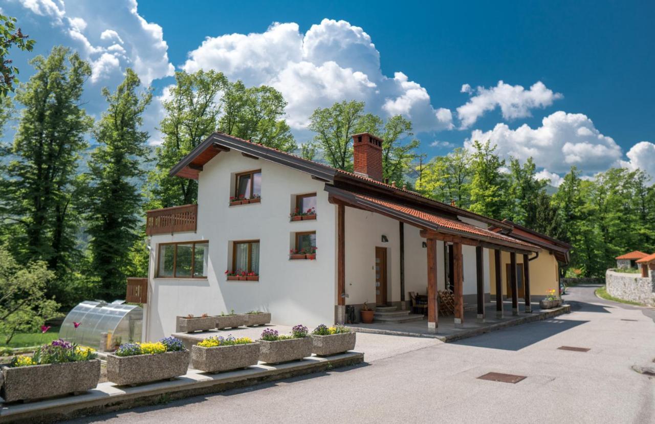 Apartma Tale Кобарид Екстериор снимка